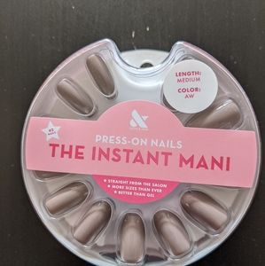 Press-on Nails